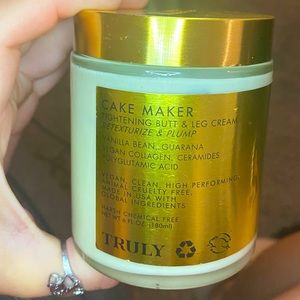 COPY - Truly Beauty Cake Maker cream